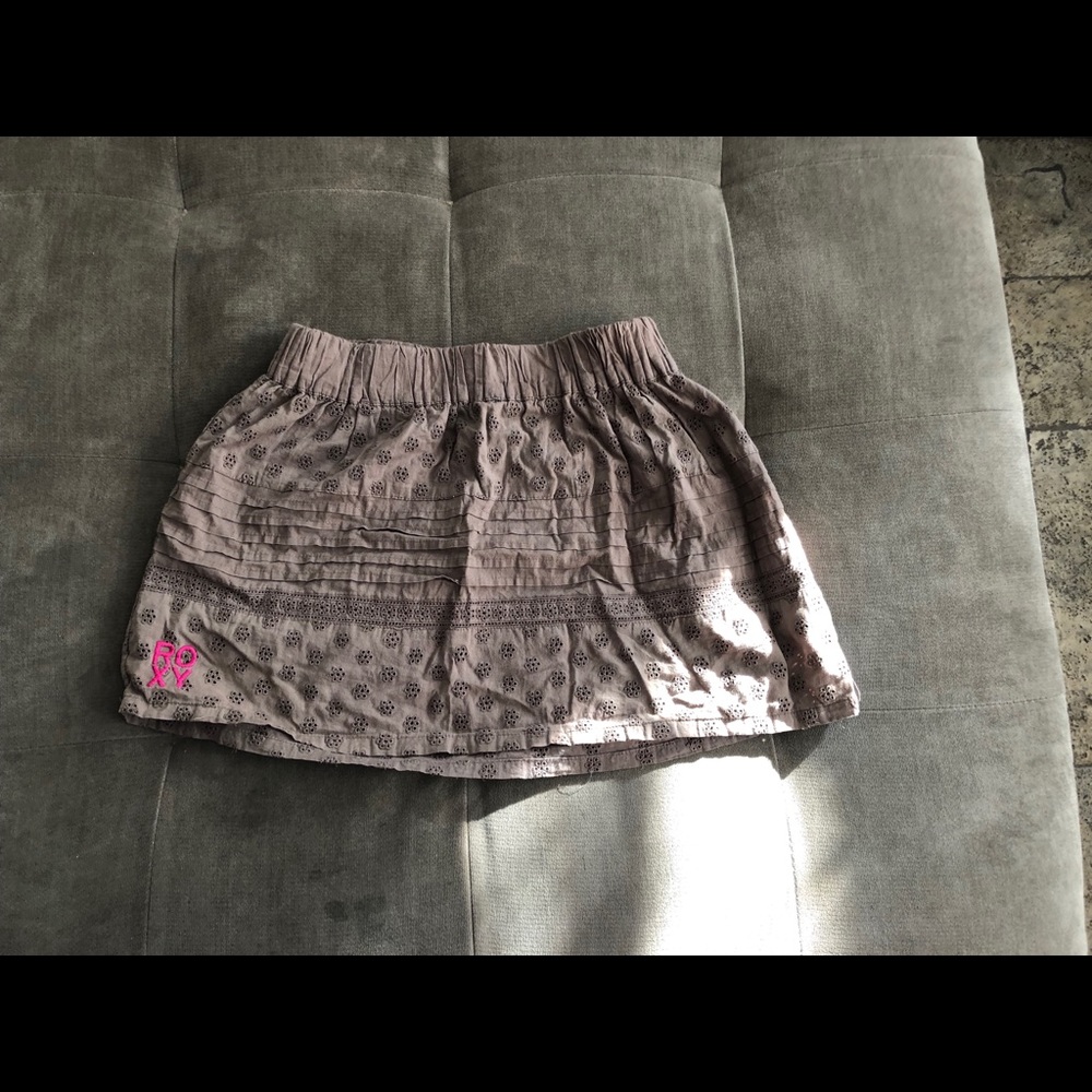 Small brown Roxy skirt